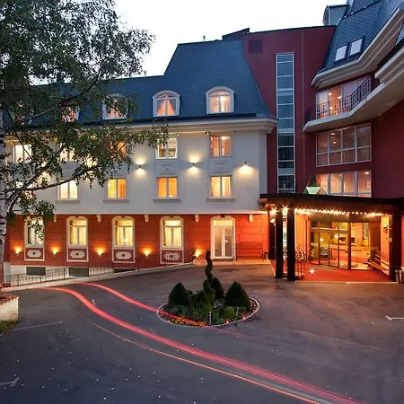 Hotel Balneo Complex & Aquatonik 4*