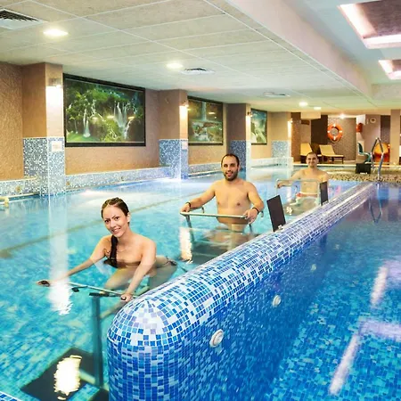 Hotel Balneo Complex & Aquatonik 4*