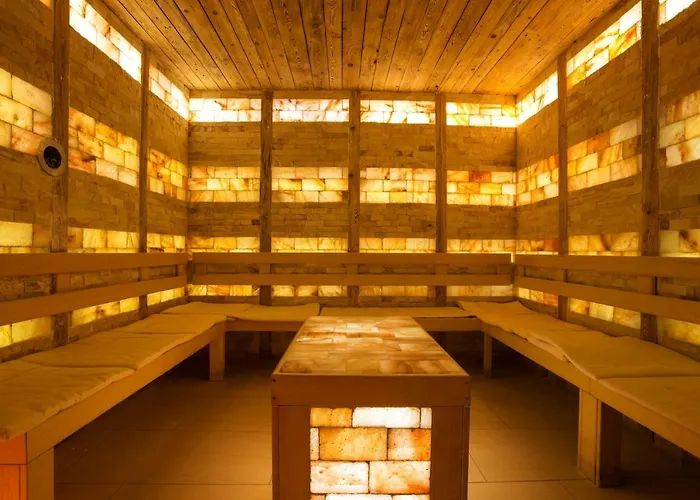 балнеокомплекс и акватоник Хотел