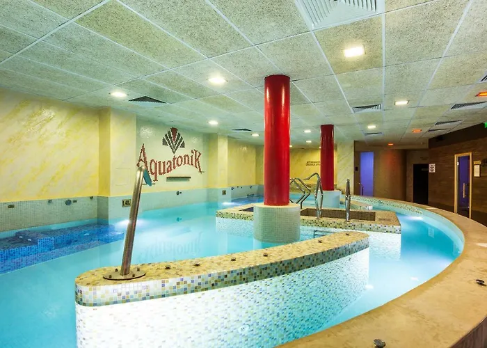 Hotel Balneo Complex & Aquatonik 4*